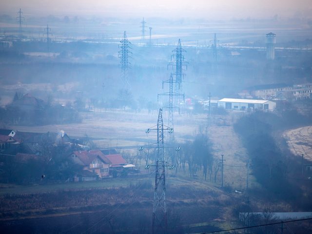 Uchwała antysmogowa w łódzkiem: dwa terminy już minęły, trzeci wypada za niecałe półtora roku